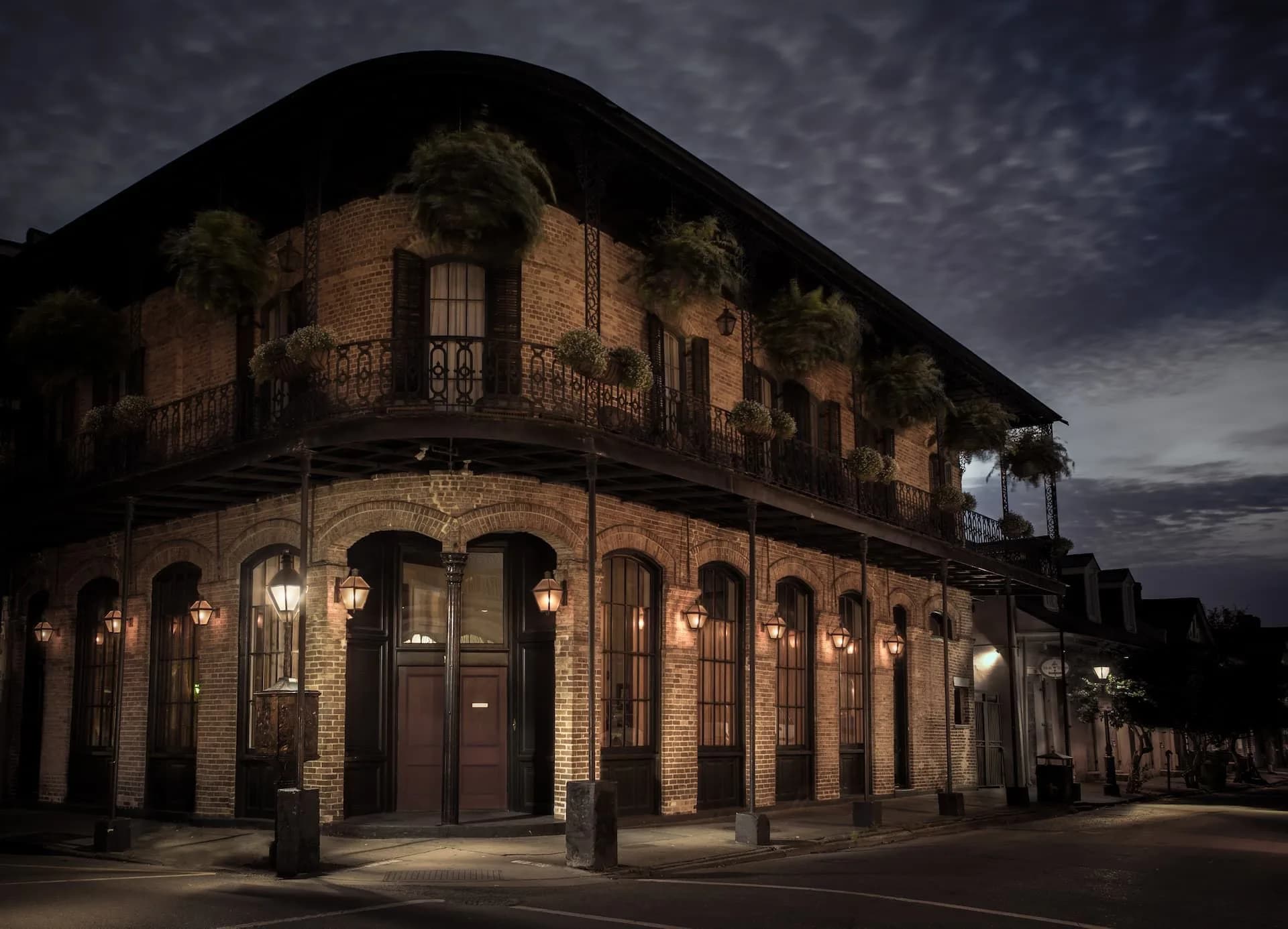 Are Ghost Tours Worth It? What to Know Before You Book