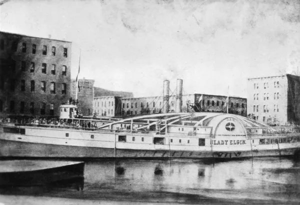 The Sinking of the Lady Elgin: Milwaukee and Chicago’s Most Haunted Shipwreck