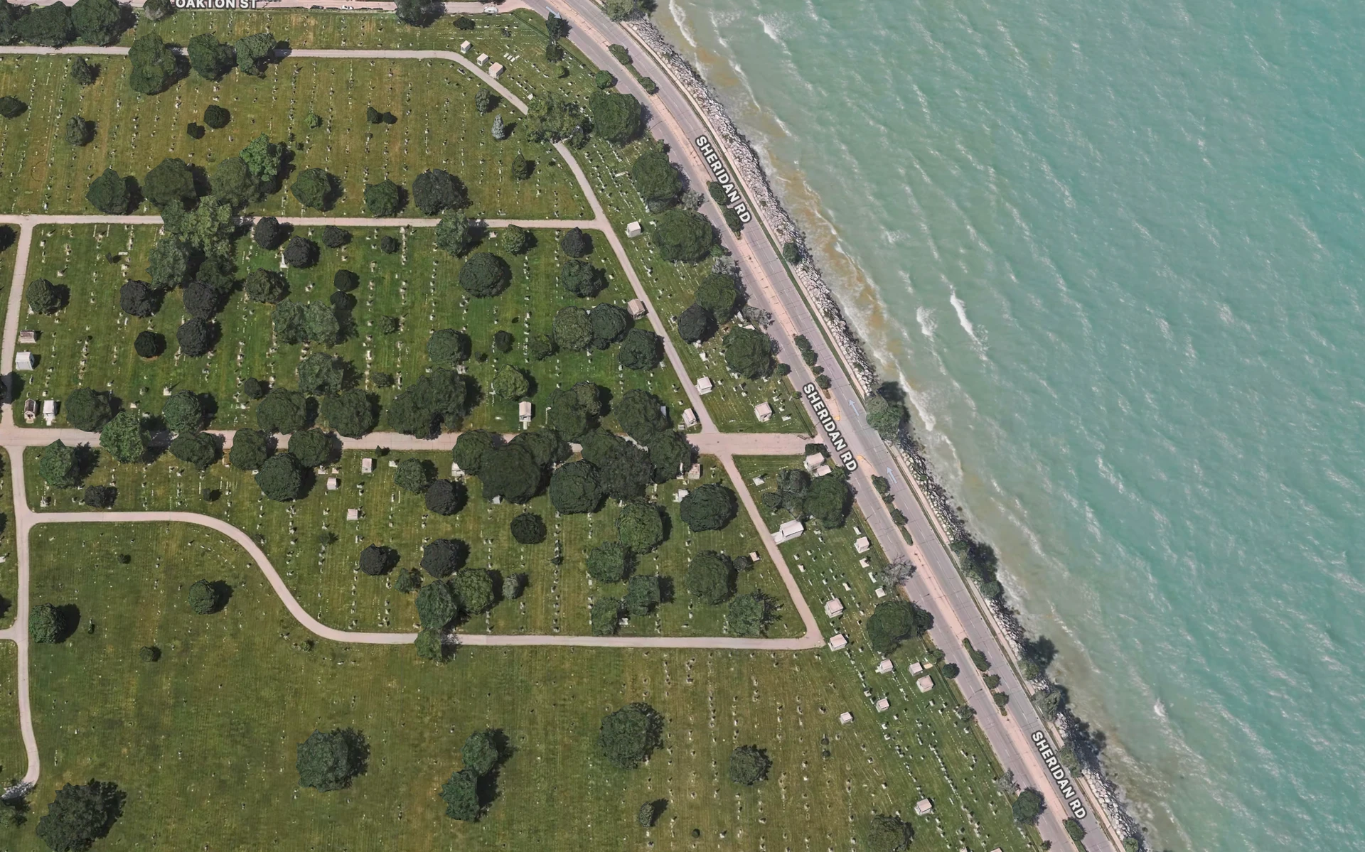 A maps view of Lake Michigan, Sheridan Road, and Calvary Cemetery