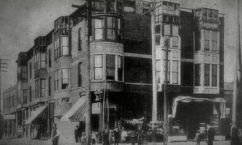 H.H. Holmes Murder Castle: An Inspiration for American Horror Story Hotel