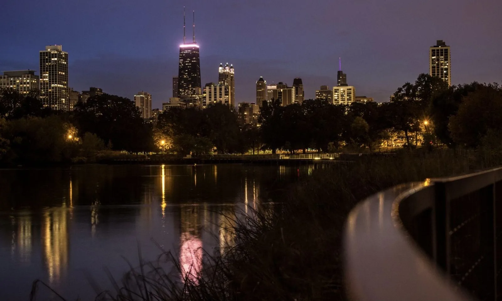 Lincoln Park Hauntings Chicago Ghost Tour & Ghost Hunt